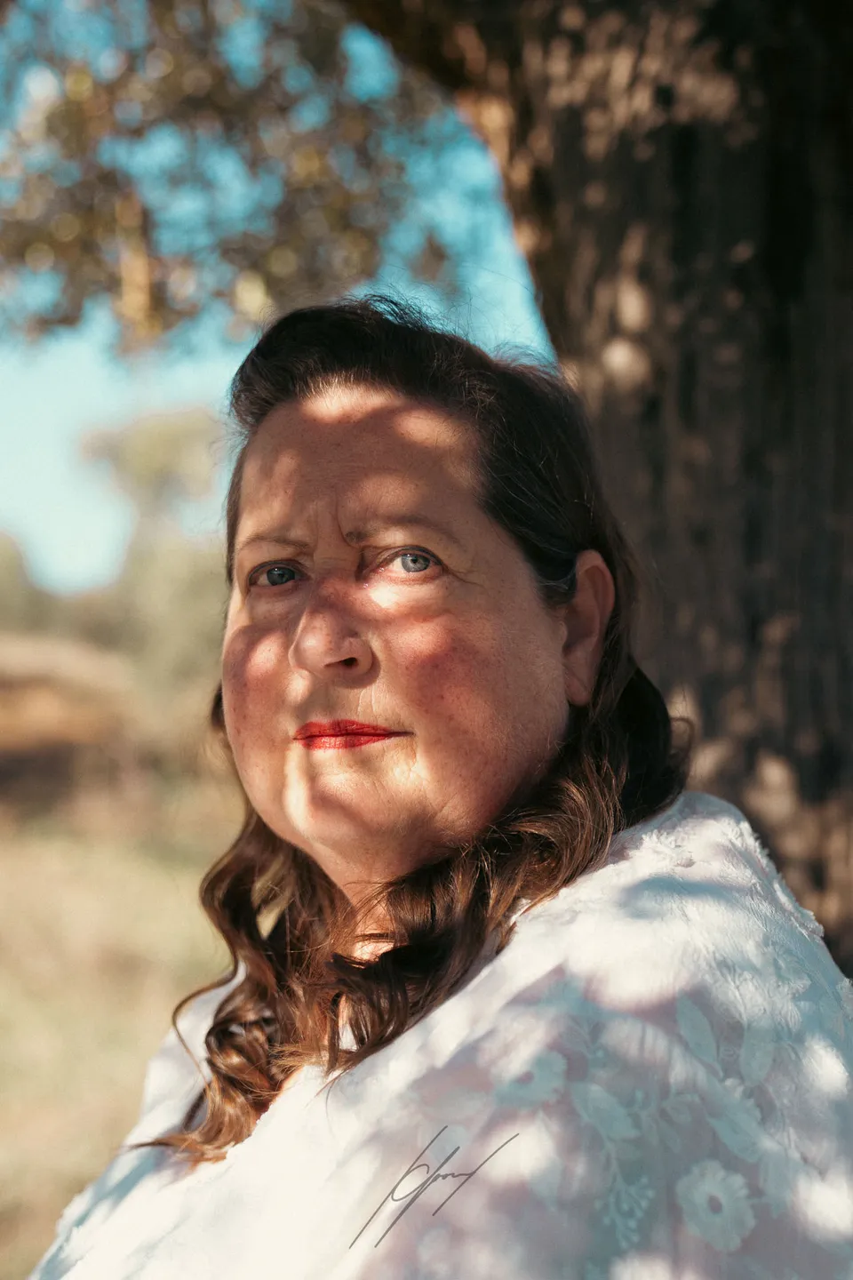 Yvonne, Portrait